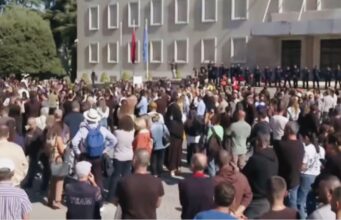 Pedagogët shpallin bojkotin e auditorëve, nuk përjashtohet greva