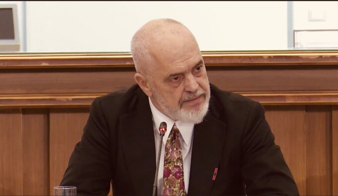 Rama paralajmëron masa ndaj protestuesve: “Do t’i ndjekim këmbëkëmbës”, pasoja edhe për familjet e të miturve