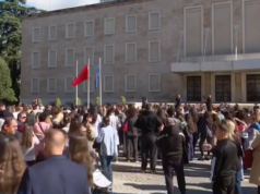 Zhvillohet sot protesta e 15-të studentore